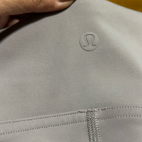 Lululemon Leggings Size 10 - Picture 5 of 11